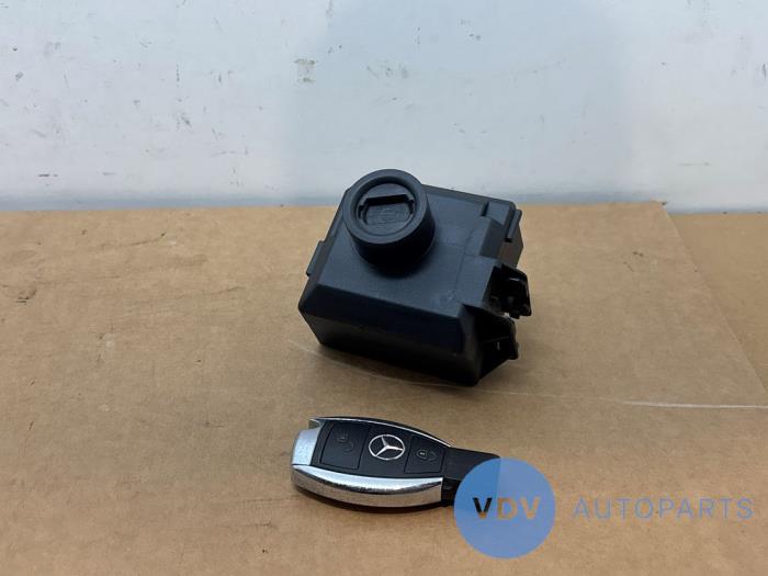 Stacyjka+Kluczyk Mercedes B-Klasse