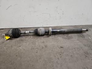 Gebruikte Homokineetas rechts-voor Mercedes B (W246) 1.8 B-180 CDI BlueEFFICIENCY 16V Prijs € 181,50 Inclusief btw aangeboden door Autoparts Van De Velde