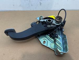 Gebruikte Handrem Mechaniek Mercedes C-Klasse AMG (W204) 6.2 C-63 AMG V8 32V Prijs € 90,75 Inclusief btw aangeboden door Autoparts Van De Velde