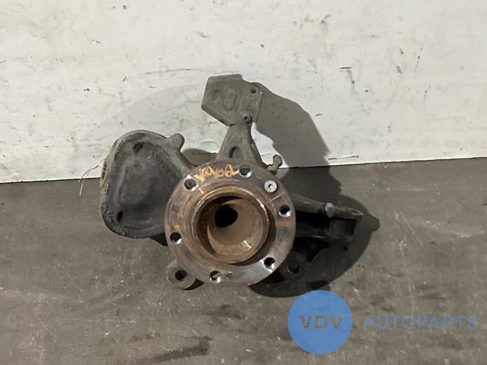 Knuckle, front left Mercedes Sprinter