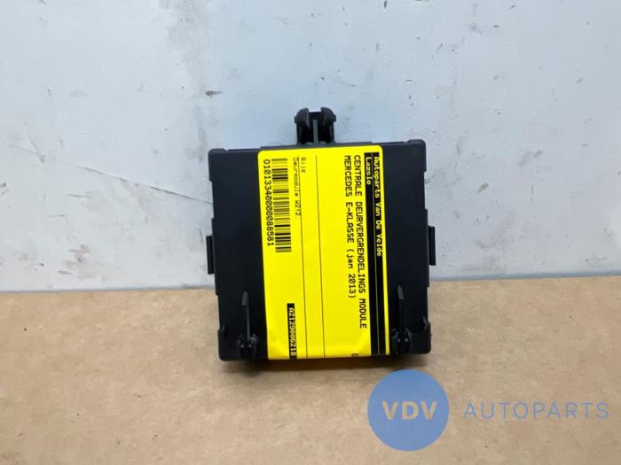 Módulo de cierre centralizado Mercedes E-Klasse