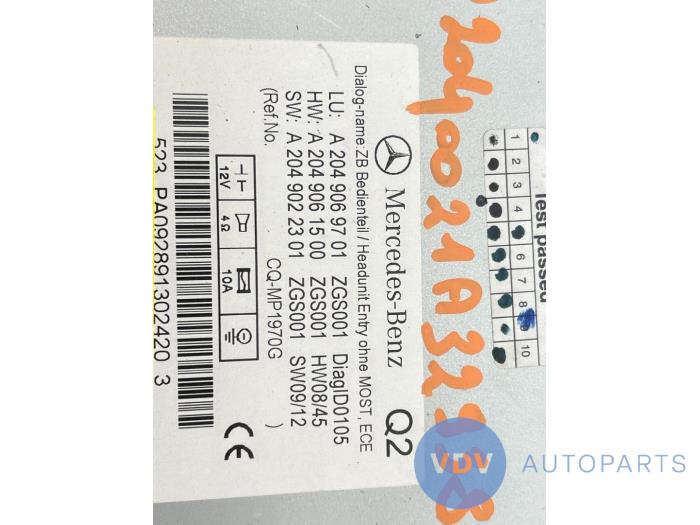 Radio Mercedes C-Klasse