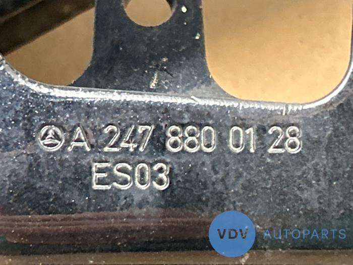 Charnière capot Mercedes B-Klasse