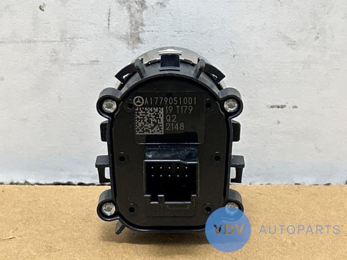 Ignition lock + computer Mercedes B-Klasse