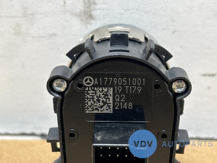 Ignition lock + computer Mercedes B-Klasse