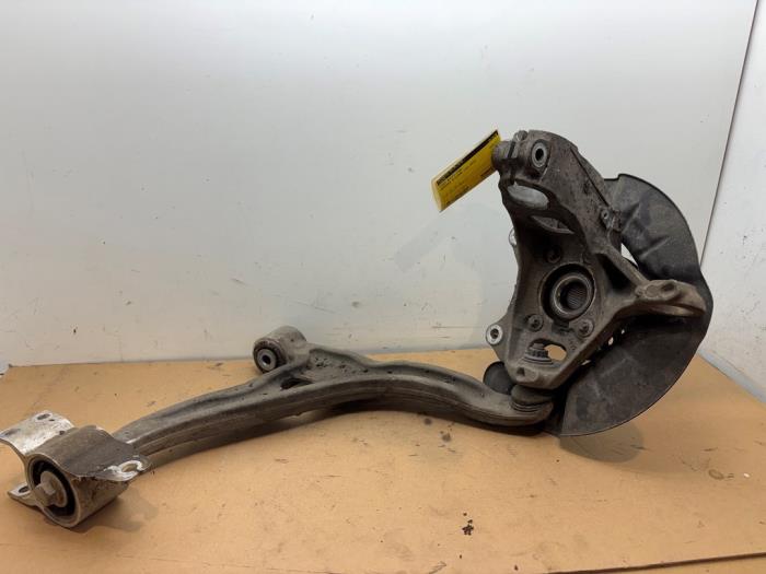 Knuckle, front right Mercedes B-Klasse