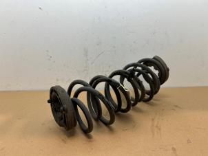 Gebruikte Schroefveer achter Mercedes B (W247) 1.5 B-180d Prijs € 48,40 Inclusief btw aangeboden door Autoparts Van De Velde