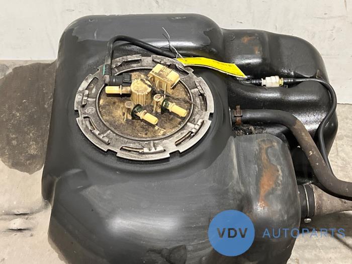 Zbiornik Mercedes X-Klasse