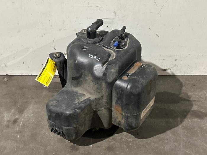 Zbiornik AdBlue Mercedes X-Klasse