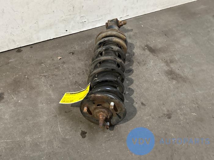 Stoßdämpfer links vorne Mercedes X-Klasse