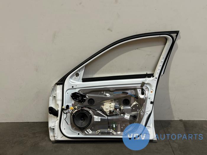 Tür 4-türig rechts vorne Mercedes E-Klasse