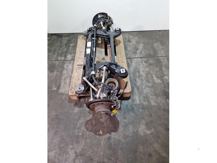 Os tylna napedu na tylne kola Mercedes E-Klasse