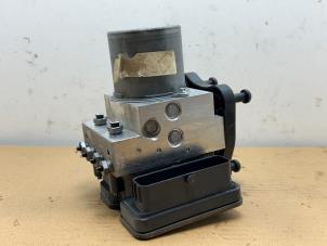 Gebruikte ABS Pomp Mercedes E (W213) E-63 AMG S 4.0 V8 Turbo 4-Matic+ Prijs € 332,75 Inclusief btw aangeboden door Autoparts Van De Velde