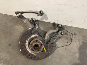 Gebruikte Fusee links-voor Mercedes E (W213) E-63 AMG S 4.0 V8 Turbo 4-Matic+ Prijs € 877,25 Inclusief btw aangeboden door Autoparts Van De Velde