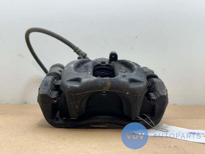 Remklauw (Tang) rechts-achter Mercedes Sprinter