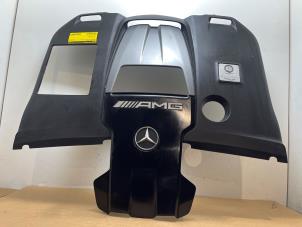 Gebruikte Afdekplaat motor Mercedes E (W213) E-63 AMG S 4.0 V8 Turbo 4-Matic+ Prijs € 181,50 Inclusief btw aangeboden door Autoparts Van De Velde
