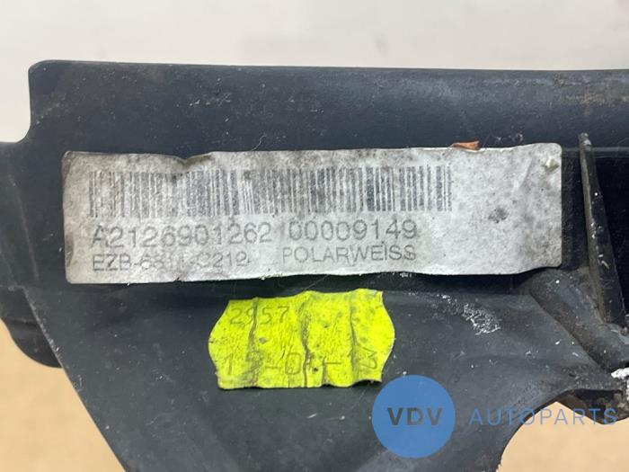 Dakrail rechts Mercedes E-Klasse