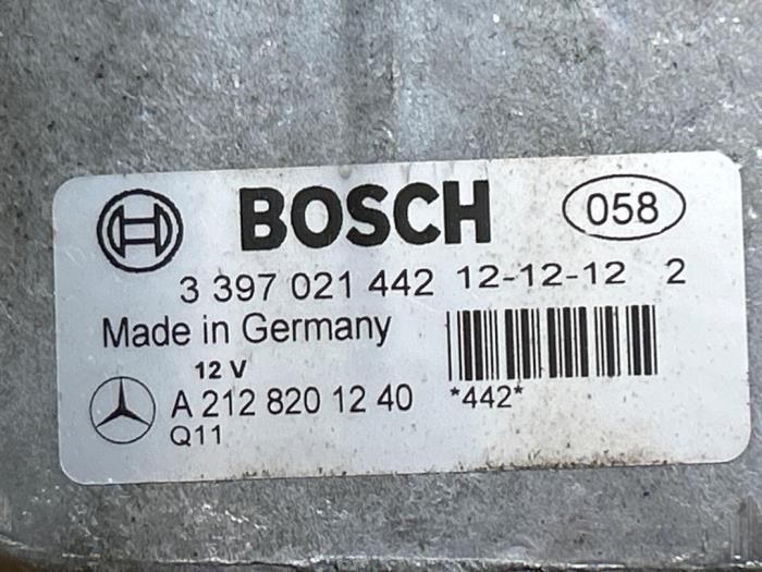 Wiper motor + mechanism Mercedes E-Klasse