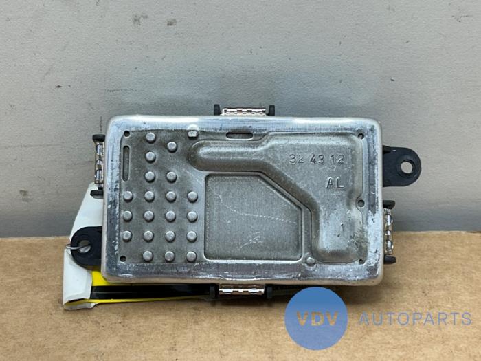 Opornik nagrzewnicy Mercedes E-Klasse