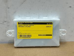 Gebruikte Module keyless vehicle Mercedes E (W213) Prijs € 90,75 Inclusief btw aangeboden door Autoparts Van De Velde