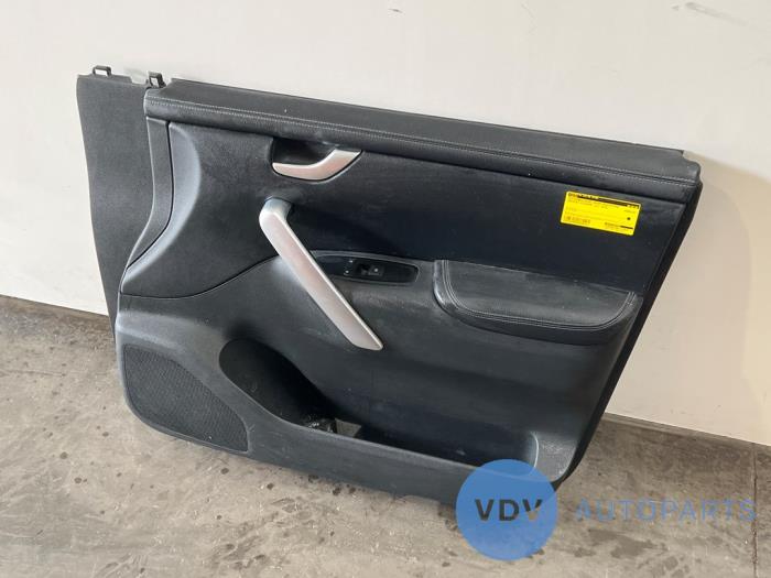 Front door trim 4-door, right Mercedes X-Klasse