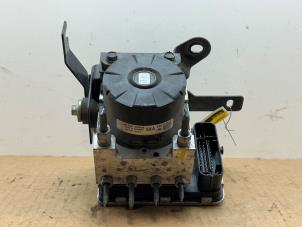 Gebruikte ABS Pomp Mercedes X (470) 250d 16V 4-Matic Prijs € 302,50 Inclusief btw aangeboden door Autoparts Van De Velde