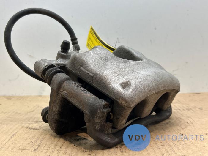 Bremszange links vorne Mercedes X-Klasse