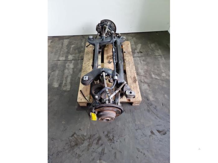 Os tylna napedu na tylne kola Mercedes E-Klasse