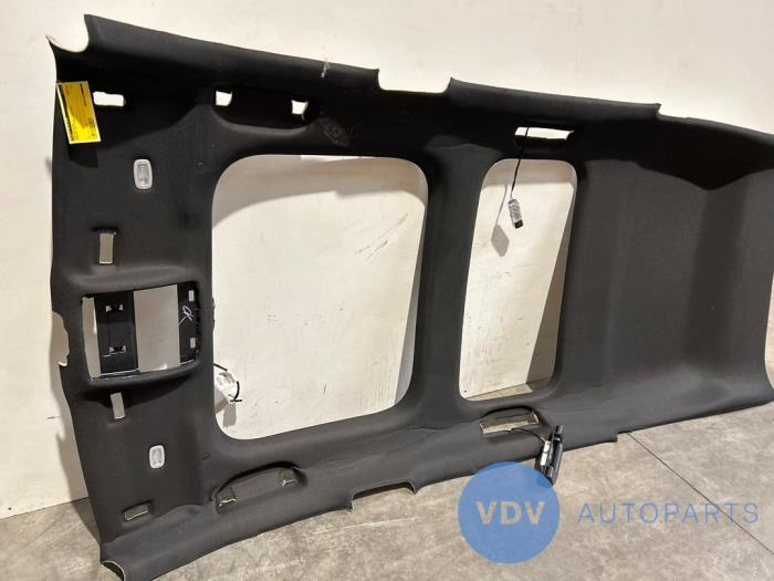 Headlining Mercedes GLB-Klasse