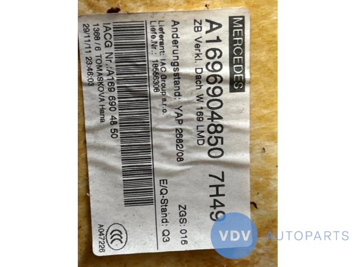 Podsufitka Mercedes A-Klasse