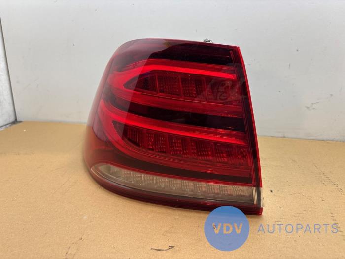 Tylne swiatlo pozycyjne lewe Mercedes GLE