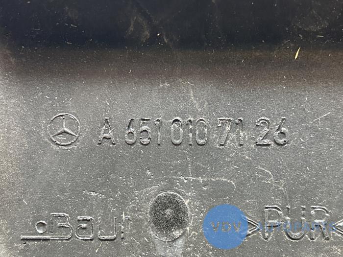 Pokrywa silnika Mercedes Sprinter