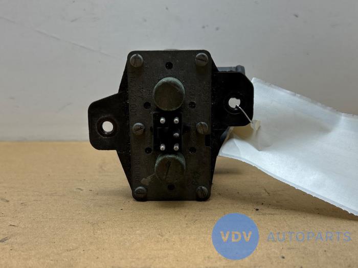 Robinet chauffage électrique Mercedes S-Klasse