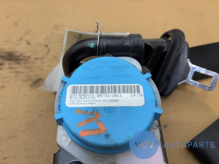 Veiligheidsgordel links-voor Mercedes C-Klasse