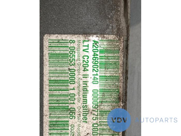 Sill, left Mercedes C-Klasse