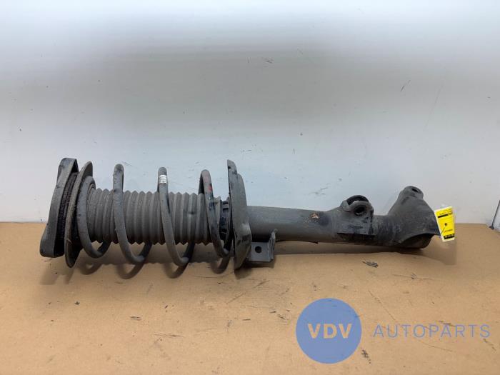 Stoßdämpfer links vorne Mercedes C-Klasse