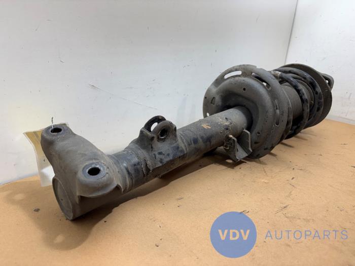 Amortyzator wstrzasów prawy przód Mercedes C-Klasse