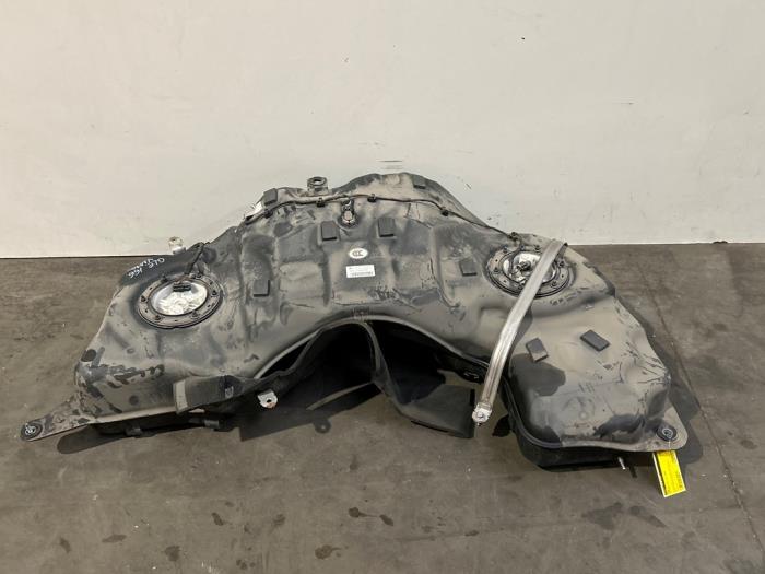 Zbiornik Mercedes GLE