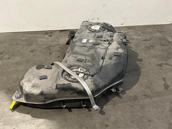 Zbiornik Mercedes GLE