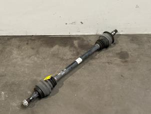 Gebruikte Aandrijfas links-achter Mercedes GLE (W166) 500 e 3.0 V6 24V 4-Matic Prijs € 181,50 Inclusief btw aangeboden door Autoparts Van De Velde