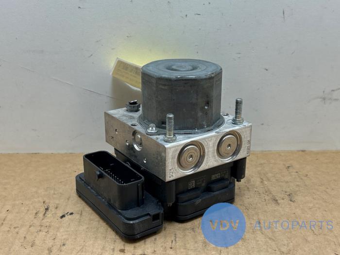 Pompa ABS Mercedes GLA