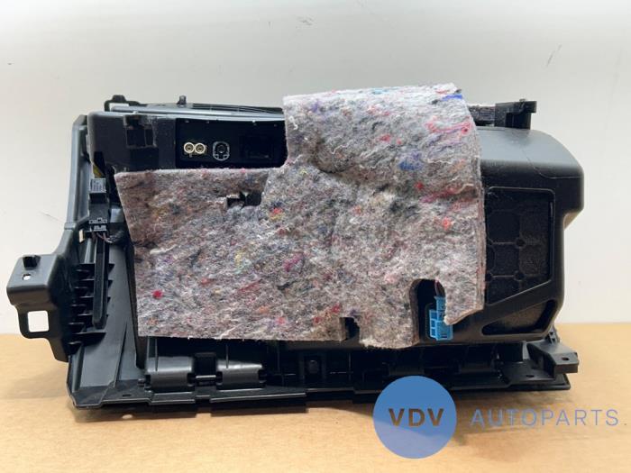 Dashboardkastje Mercedes GLA