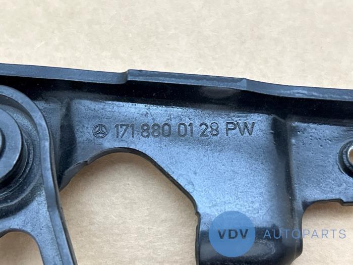 Zawias pokrywy silnika Mercedes SLK