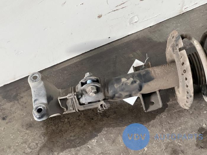 Stoßdämpfer links vorne Mercedes SLK