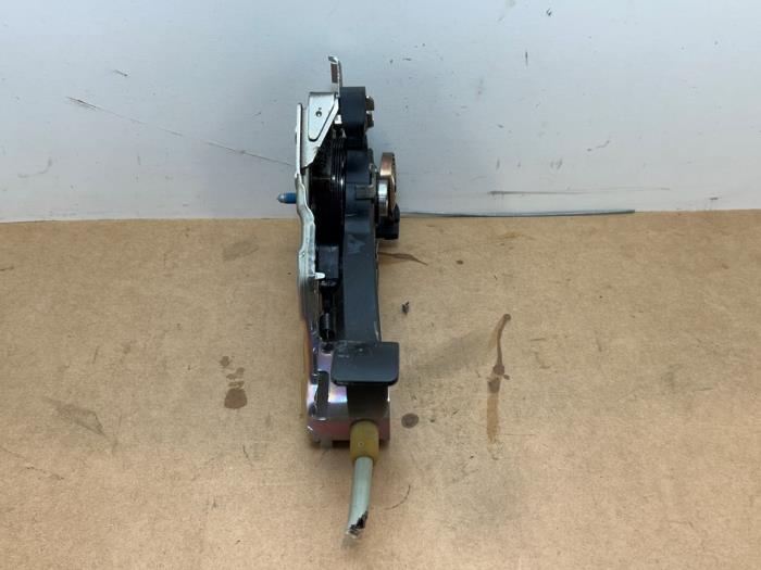 Mechanizm hamulca recznego Mercedes E-Klasse