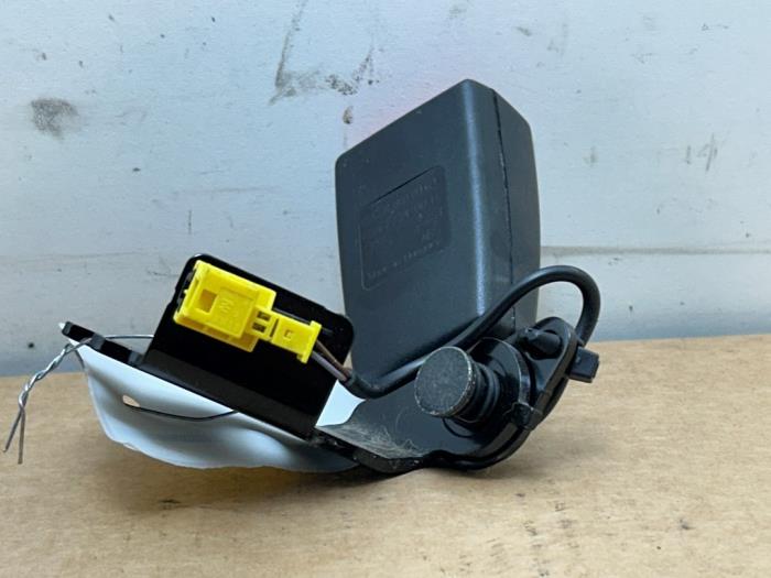 Rear seatbelt buckle, left Mercedes C-Klasse