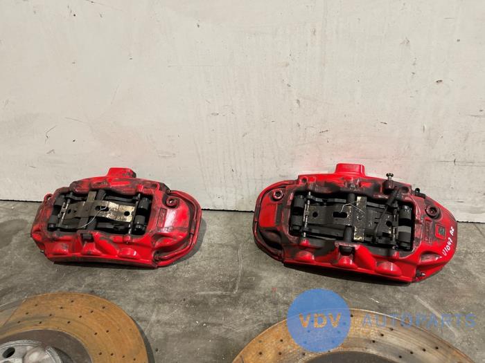 Zestaw zacisków hamulcowych Mercedes G-Klasse