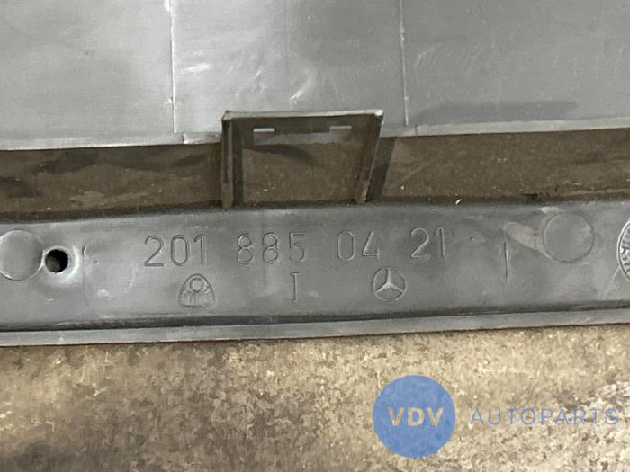 Voorbumper Mercedes 190E/D