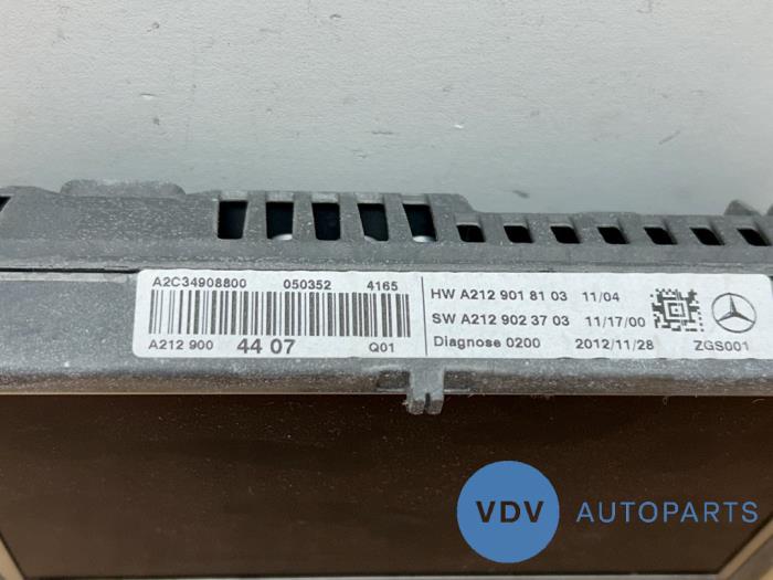 Navigation display Mercedes CLS-Klasse