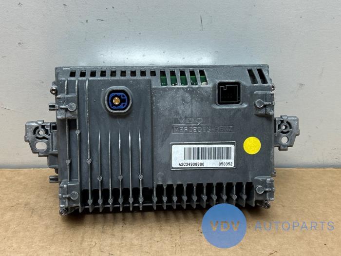 Navigation display Mercedes CLS-Klasse